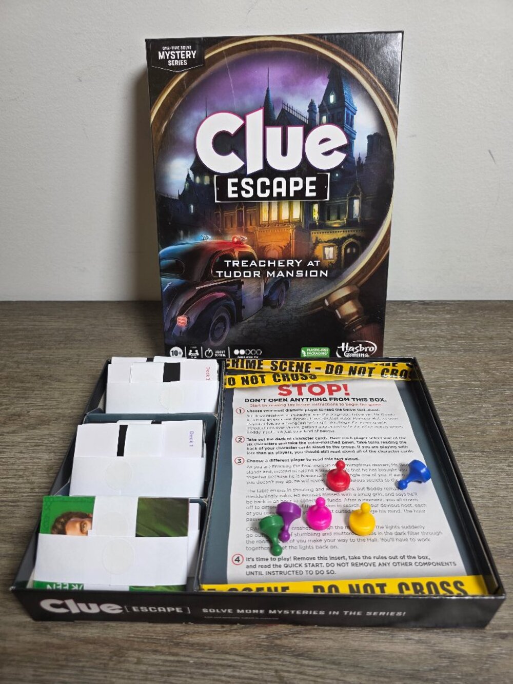 Clue Escape: Treachery at Tudor Mansion One-Time Solve Mystery Series Hasbro